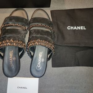 NWT Chanel Suede Gold Chain Mules Women's Size 39 Black